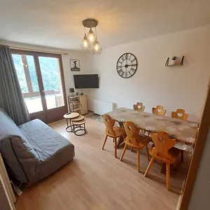 Le Lou&my A 1800 Appartement